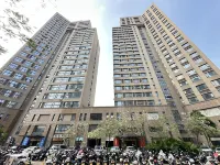 Yasige·YourLove Apartment (Yangjiang Gongqing Lake Park Jinshan Road) - spa