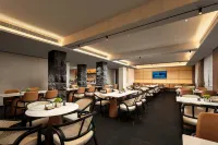 青島中央商務區萬象城亞朵飯店