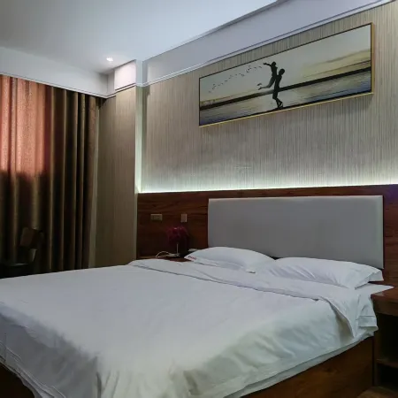 Nanjing Hotel (Zhecheng People's Hospital)