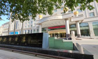 West Tour Hotel