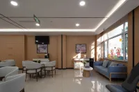 Beidaihe Yijing Hotel (Liuzhuang Night Market)
