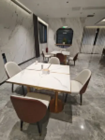 โรงแรมแมนคาลีเฉิงซวน (สวนป๋อไห่ สถานีรถไฟความเร็วสูง ต้าหลี่)