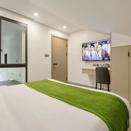 Shiyan Homestay (Sanqingshan Gangshou Cableway)