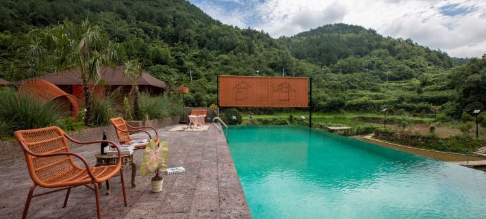 Zunyi Granary · Persimmon Tree Side Mountain Estate Vacation Apartment 쭌이 호텔