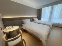 Landuo Hotel (Huayuan Branch, Tianjin Olympic Sports Center) - con vista montagne