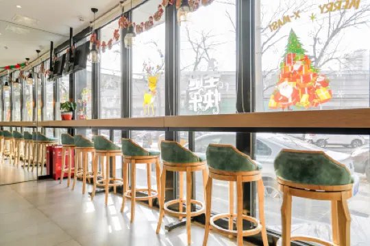 TRUE GO Hotel (Beijing Xizhimen Jiaotong University) Отели рядом с достопримечательностью «Qingnongshi Proving Ground Former Site»