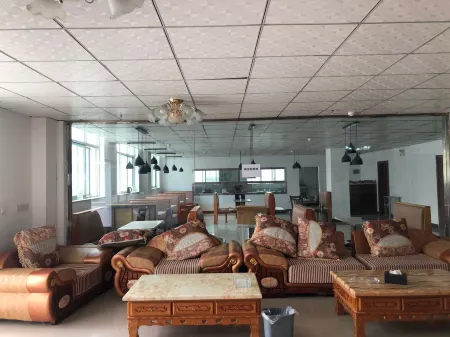 Brahmaputra Hotel Отели в г. Сага