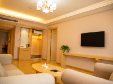 维也纳国际酒店(盱眙洪武大道店) - 行政套房