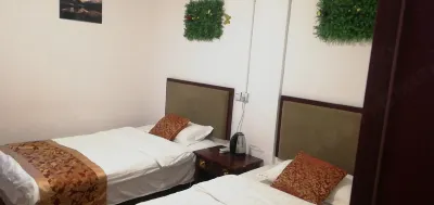 巴塘溫泉客棧 生態博物館附近的飯店