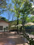yishiranshe guesthouse Hotel dekat Ya'an Vocational College (Jianxin Road)