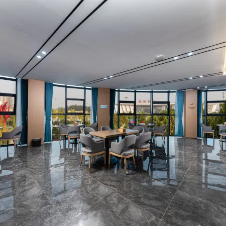 Yun Rui Hotel (Hebi High Speed ​​Railway East Station & Wanda Plaza Branch)