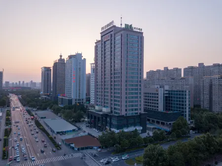 Holiday Inn Express Luoyang City Center Отели в г. Лоян