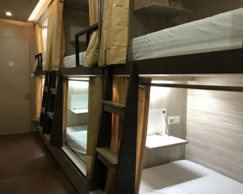The Colour Hostel Hotels in Benua Melayu Darat