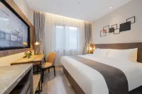 Homeinn Plus Hotel (Nanjing Museum Daguang Road) Hotel in zona Jiangsu Business Management Cadre College (East to Huaxin Building)