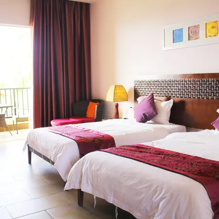 Romantic Coast Resort Maoming