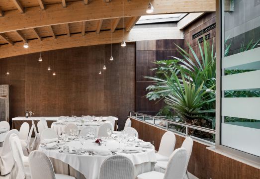 호텔 내부 비교 사진