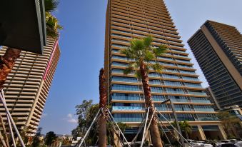 Tiehai Seaview Holiday Apartment