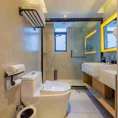 Nianshan Xiaoyin Tangquan Hotel Rooms