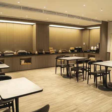 HanTing Hotel (Zhalantun Qinghe Furniture Plaza)