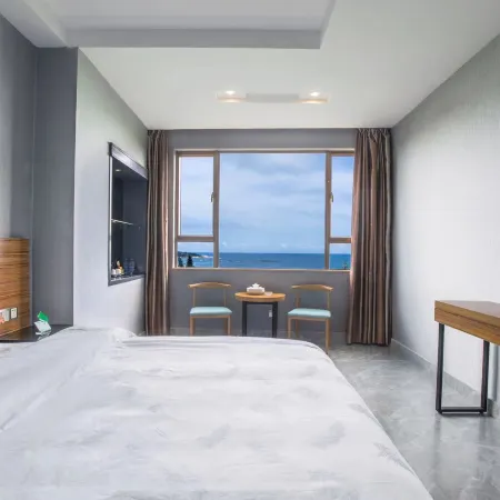 Sky Blue Bay Hotel
