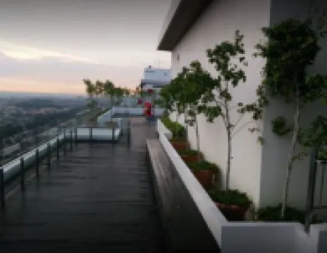 達門梳邦再也 USJ by Iconique