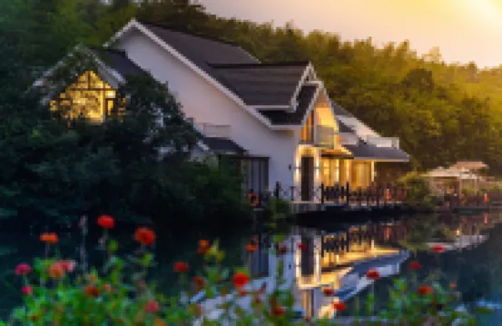 Guangde Swift Valley Luxury Resort
