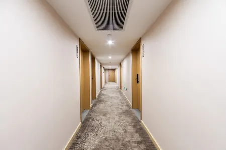 Jia Qi Hotel (Shanghai the Bund Nanjing East Road shop)