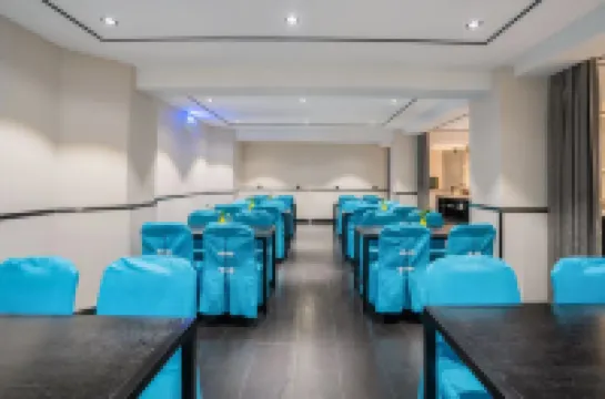 G Joyful 푸젠 호텔 (쿤밍 추이후 윈난 대학교)