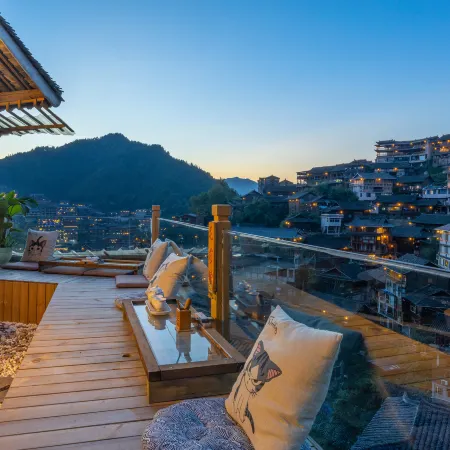 Xi jiang miao Hotel Mingshan