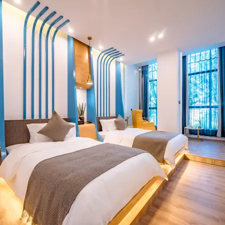 Ideal Thirty Days Inn (South Gate of Dali Ancient Town)