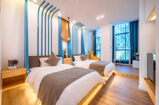 Anyue Linjian Yin Garden Hotel