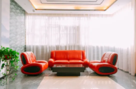 Qingmu Chain Hotel (Ma'an Shandong Railway Station Hongxing Meikailong RT-Mart)