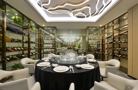 LIZ HOTEL Отели рядом с достопримечательностью «Tianfu Furong Garden»