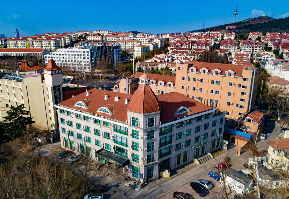 hotel overview picture