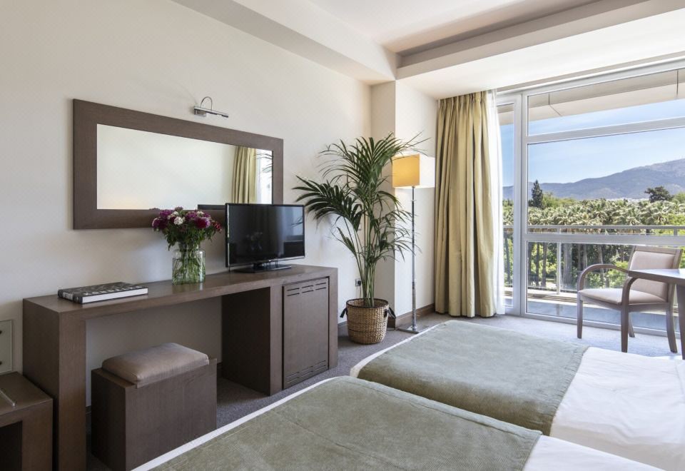 4. 아말리아 호텔 ..