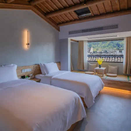 Yueyin Boshe Hongcun Holiday Guesthouse