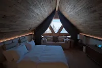 Trip.com Group Country Retreats (Xinjiang Hemu Xirong Joint Resort） - 5-Star