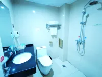 Liupanshui Yake Hotel - 2-Star