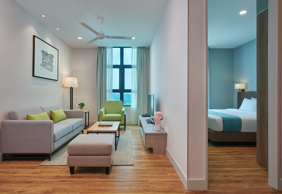 5. 머큐어 리빙 푸..