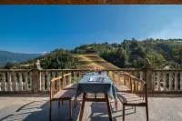 Longji Terrace Xianyuelou Hotel (No.2 View Terrace Shop)