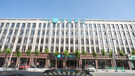 HanTing Hotel (Chifeng Linxi Zhenxinglou) Отели в г. Линьси