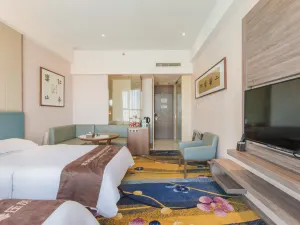 지닝 인존 가랄랜드 세렉션 호텔 (난치 공원 기차역)