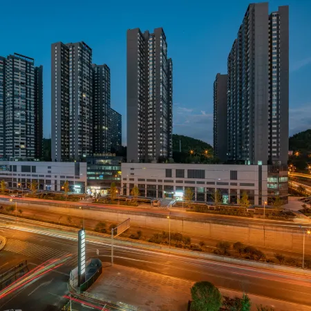 MEVIUS HOTEL (Convention and Exhibition Center Financial City)