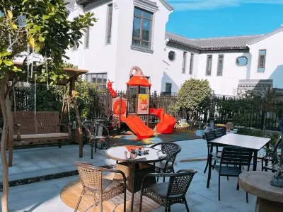 Fuyang Qingjingshan Juzhu B&B (Tianmu Lake Branch) 난징 항공우주대학교-톈무후/천목호수 캠퍼스 주변 호텔