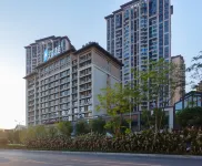 HanTing Hotel (Chongqing Rongchuang Wenlücheng) Hotels near Florentia Village Chongqing Luxury Designer Outlet
