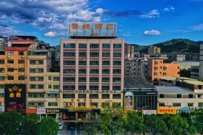 Yunman Hotel Hotels near Hepingxian Reshuizhen Wenti Square