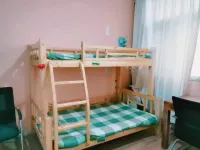 Yinchuan All the way North Youth Hostel