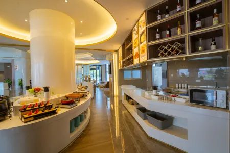 Shanghai Baolong Home Hotel (Ma'anshan Dangtu East Station Branch) Отели в г. Данту