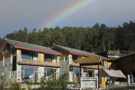 Lakeshore Resort Mid-Levels Lake View Hotel