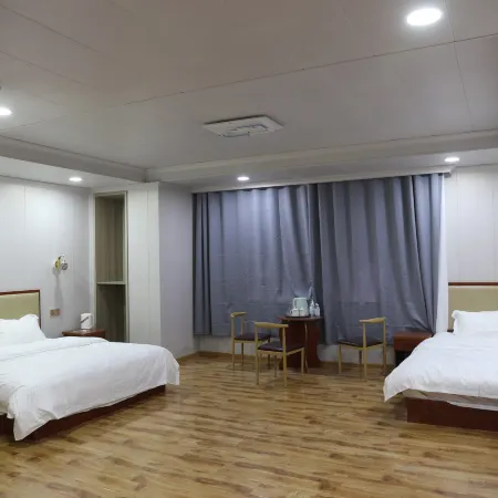 Holiday Inn Saga Xincheng